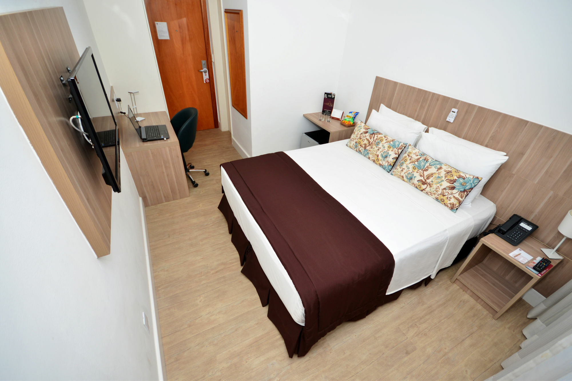 Slaviero Vitoria Hotel ภายนอก รูปภาพ