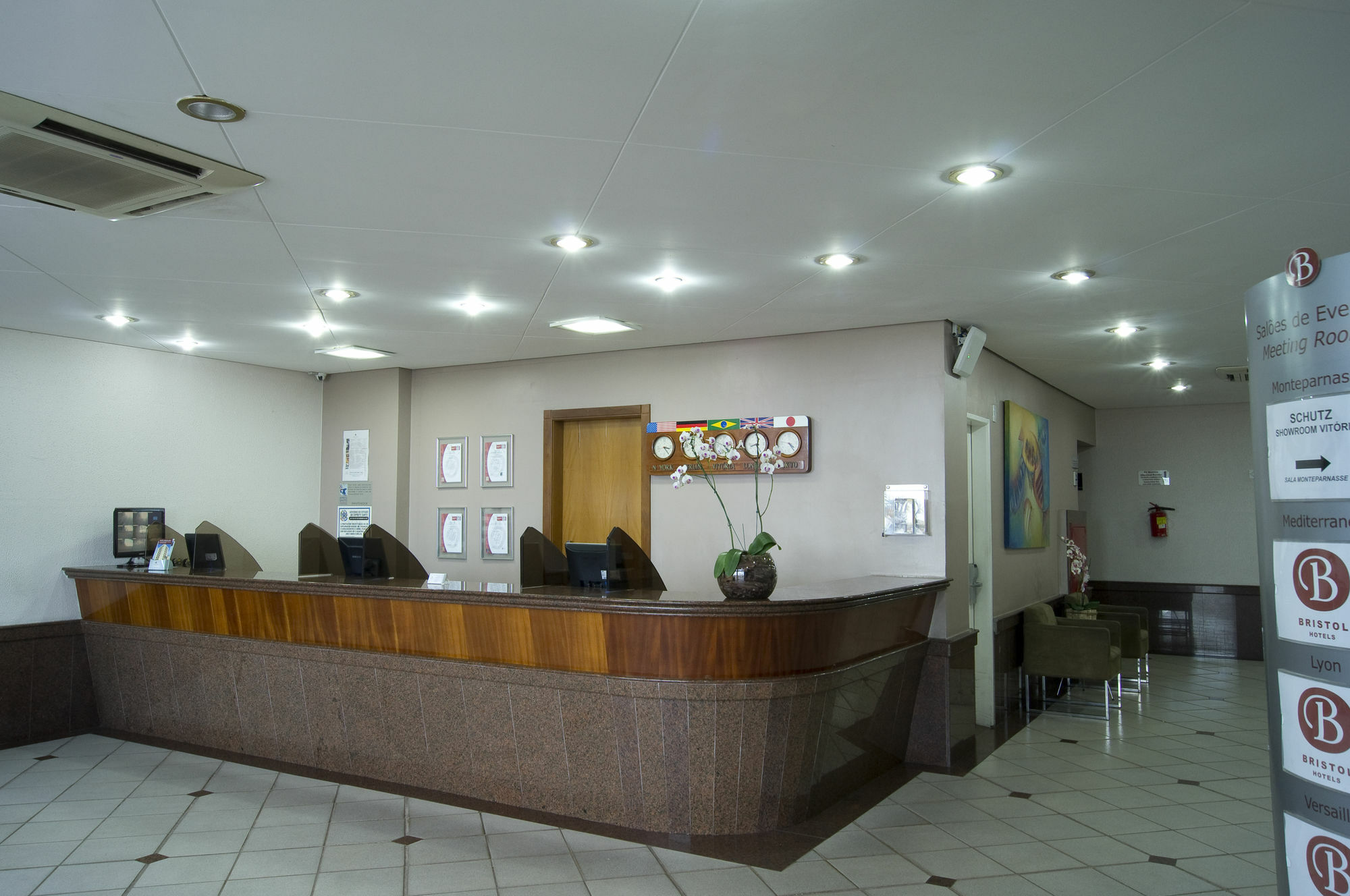Slaviero Vitoria Hotel ภายนอก รูปภาพ