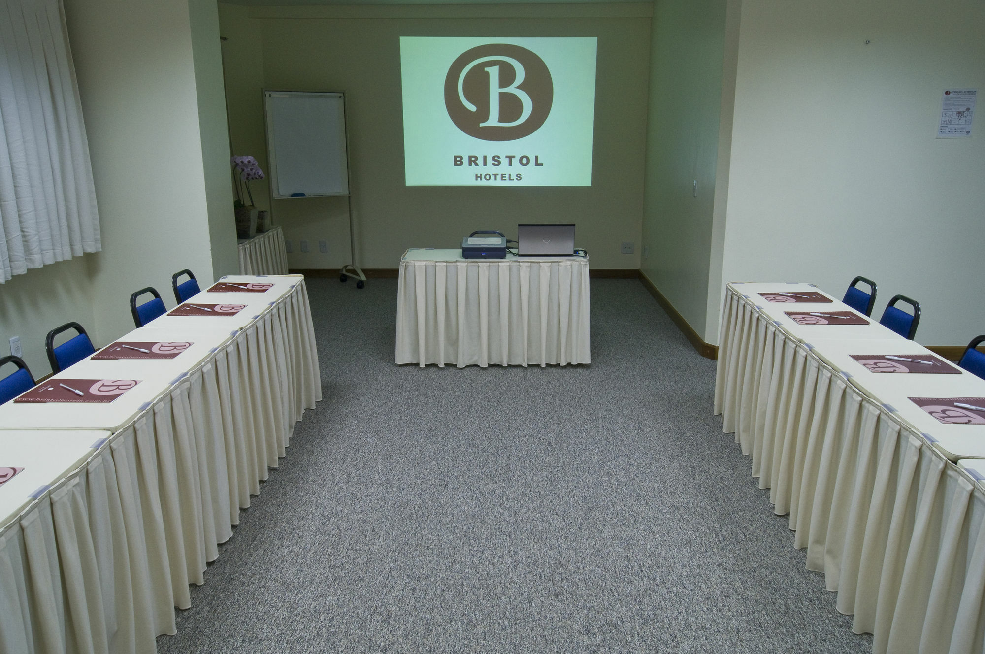 Slaviero Vitoria Hotel ภายนอก รูปภาพ